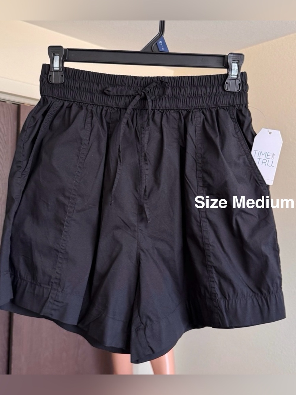 Time and Tru Women's Poplin Short, Medium, Black Soot